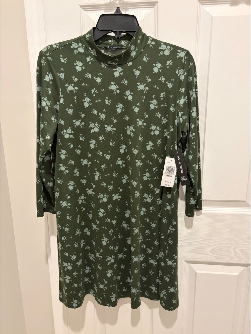 As You Wish NWT Green floral mock neck dress- M